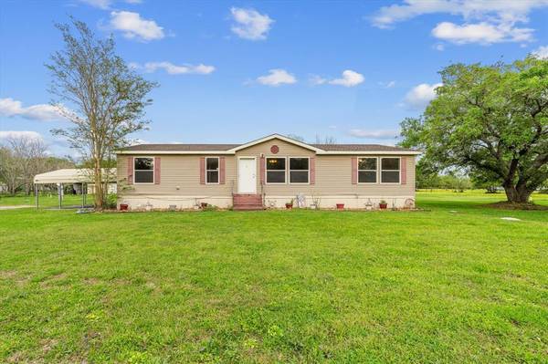 468 County Road 545,  Alvin,  TX 77511