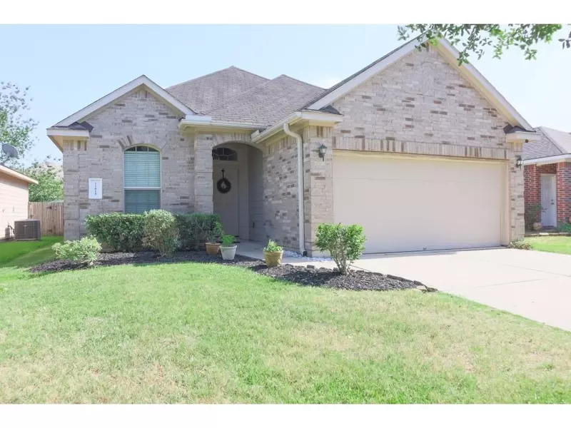 11615 Middlecrest LN, Tomball, TX 77375