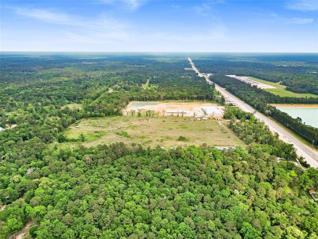 Cleveland, TX 77328,19399 Hwy 105 E