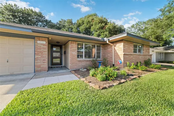 Houston, TX 77096,5430 Kinglet ST