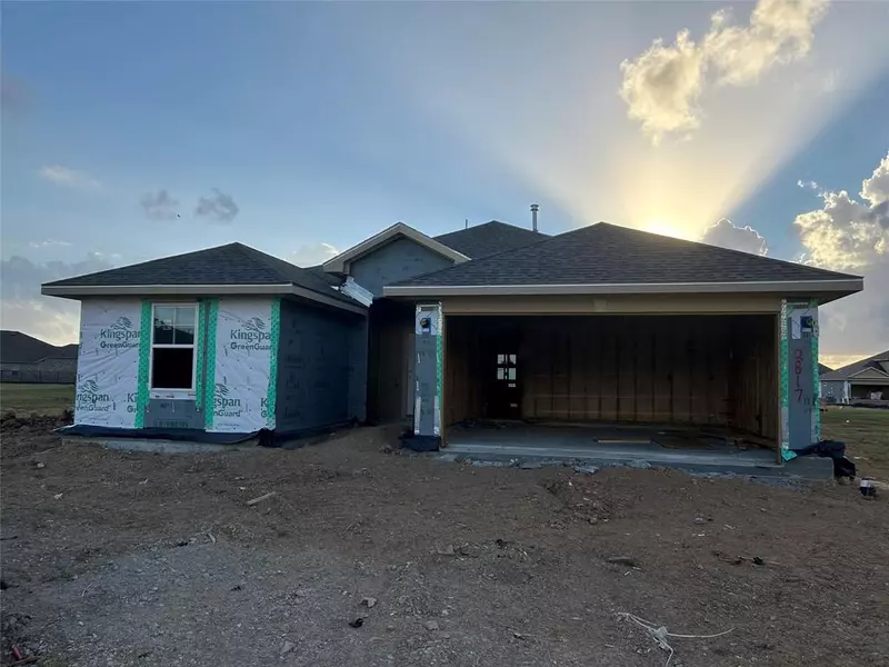 2817 Windbound DR, Texas City, TX 77591