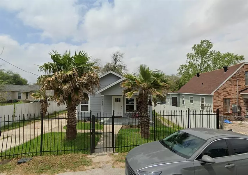 1605 W Hedrick ST, Houston, TX 77011