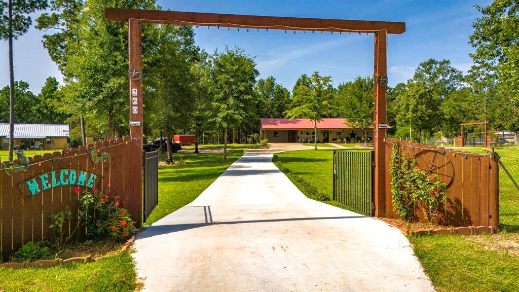 260 J T Smith DR, Corrigan, TX 75939