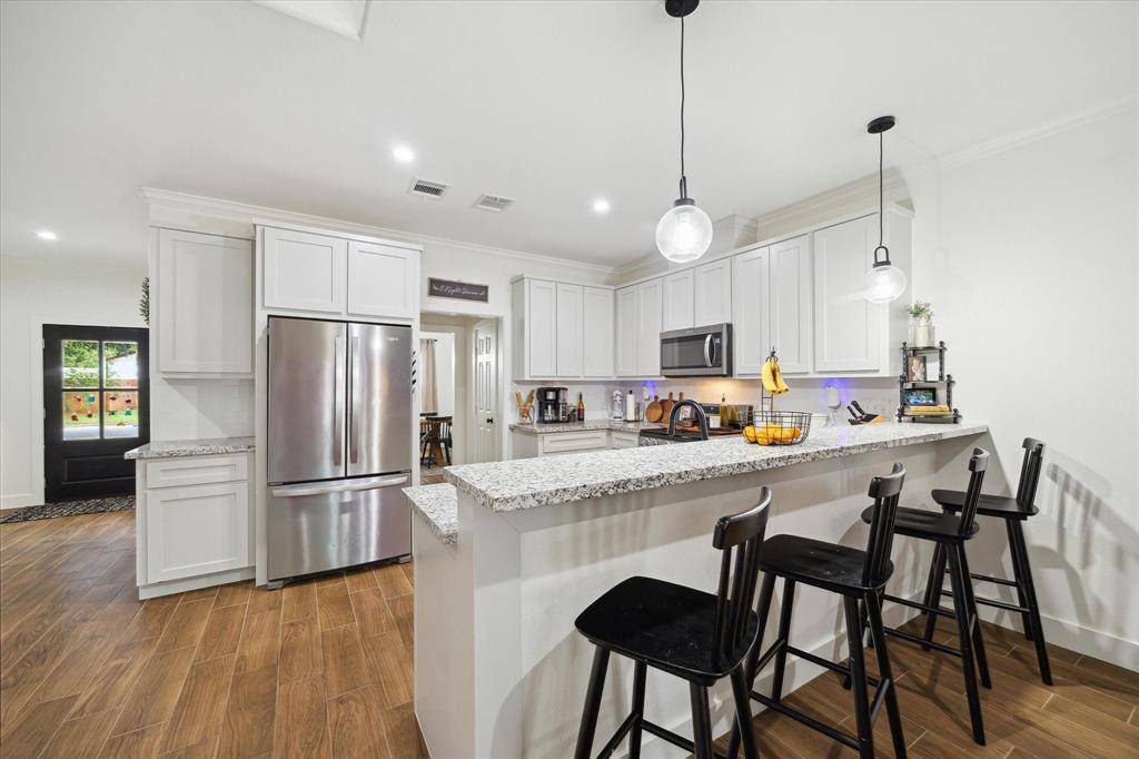 Liberty, TX 77575,2201 Maple ST
