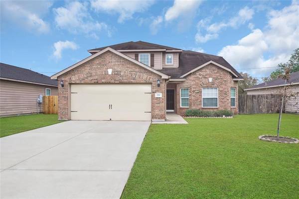 2511 Tracy LN, Highlands, TX 77562