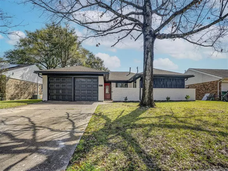 11107 Dunlap ST, Houston, TX 77096