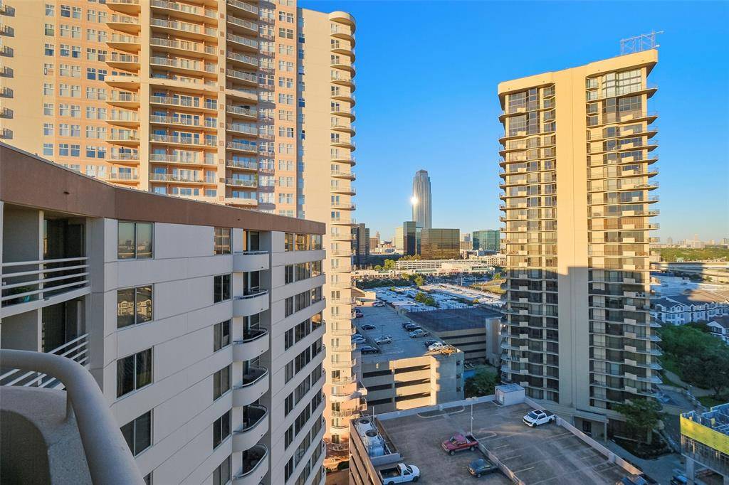 Houston, TX 77056,3525 Sage RD #1705