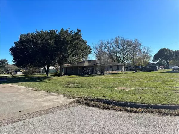 Wharton, TX 77488,1104 Westgate DR