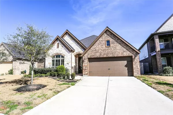 6743 Miller Shadow LN,  Sugar Land,  TX 77479