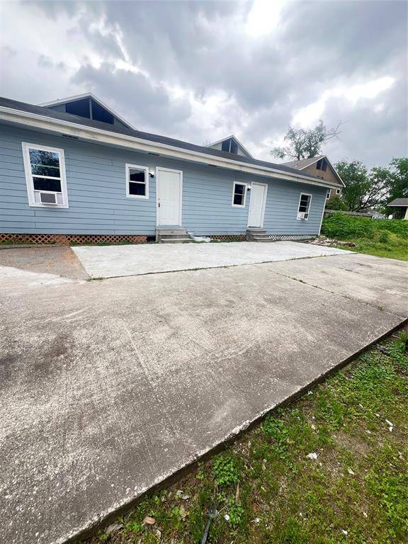 8608 Prairie View DR #B, Houston, TX 77088