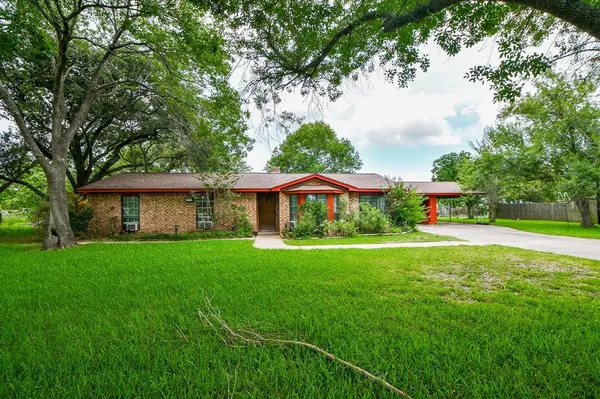 Rosharon, TX 77583,9411 Quaker CT