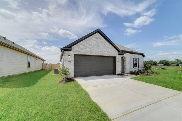 2022 Rebel WAY, Alvin, TX 77511