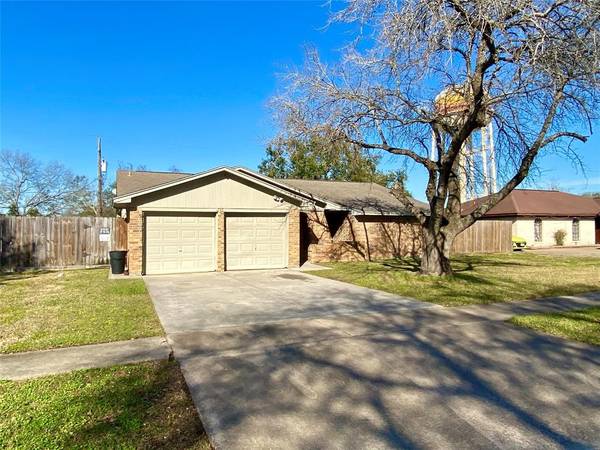 La Porte, TX 77571,10327 W Rustic Rock RD W