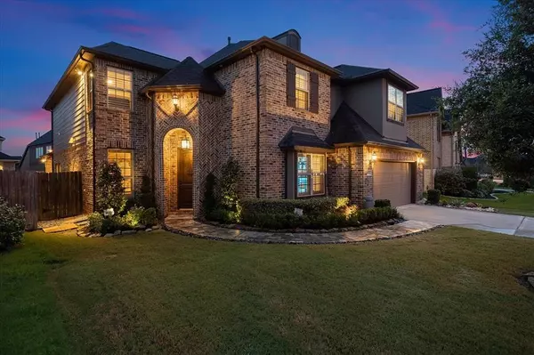 6826 Miller Shadow LN, Sugar Land, TX 77479