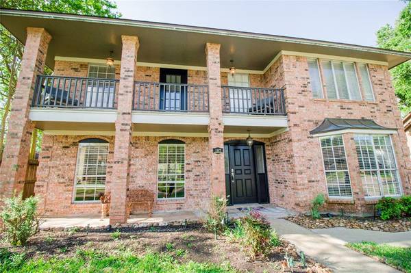 107 Driftwood DR, Lake Jackson, TX 77566