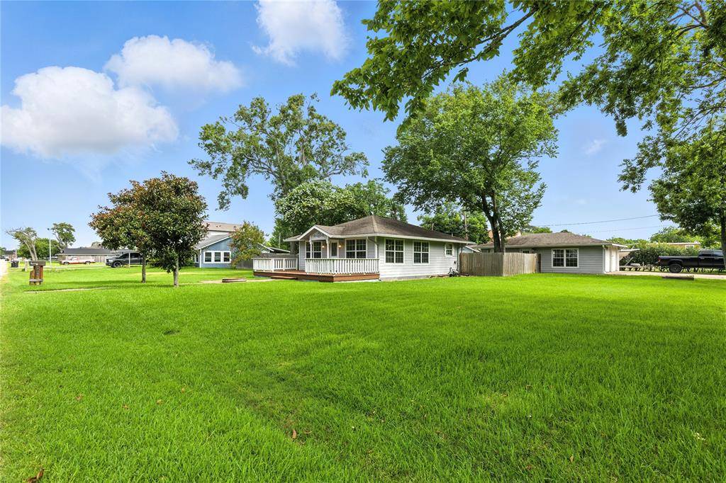 La Porte, TX 77571,104 N Forrest AVE
