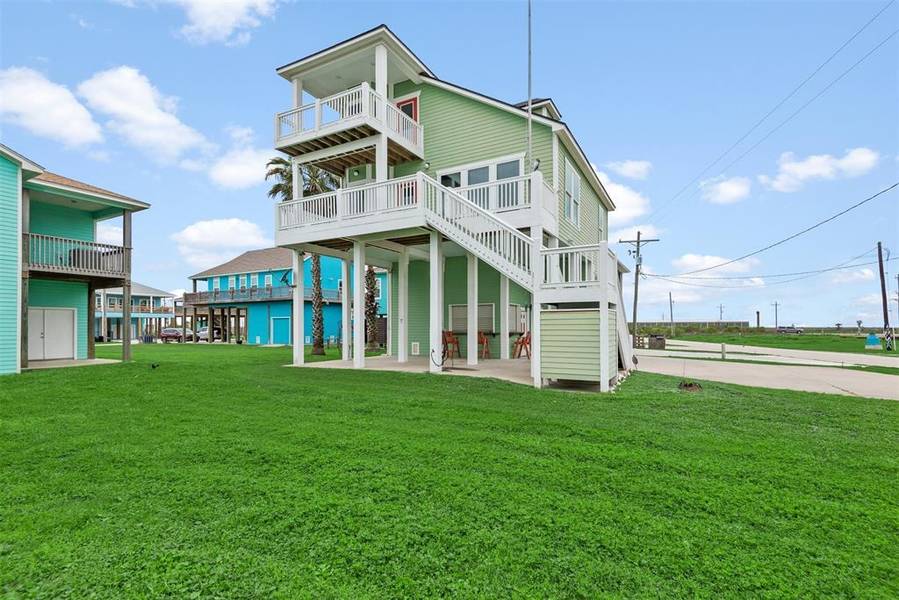 971 S CV, Crystal Beach, TX 77650