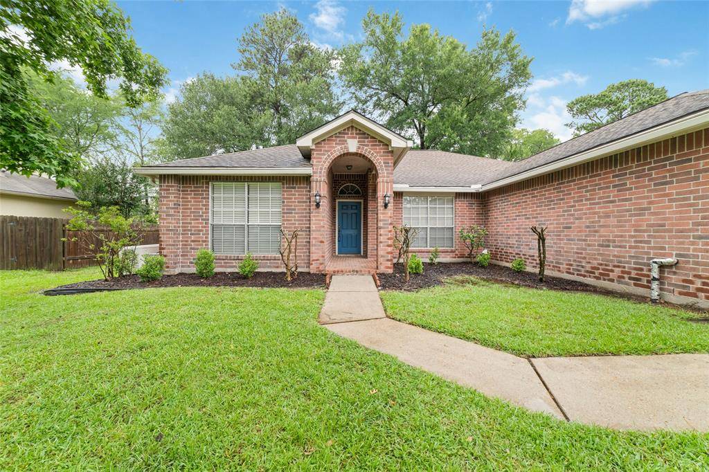 Magnolia, TX 77354,7014 Woodland Oaks