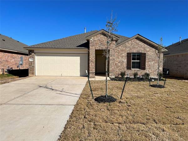 2421 Dog Leg LN, Navasota, TX 77868