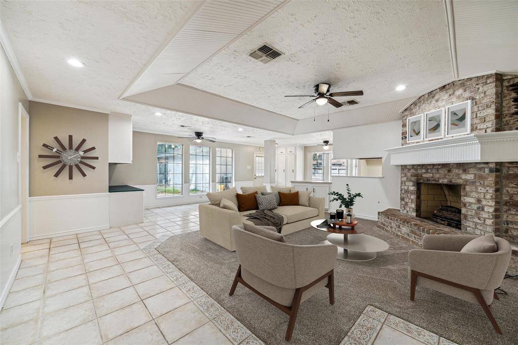 1950 Round Spring DR,  Houston,  TX 77339