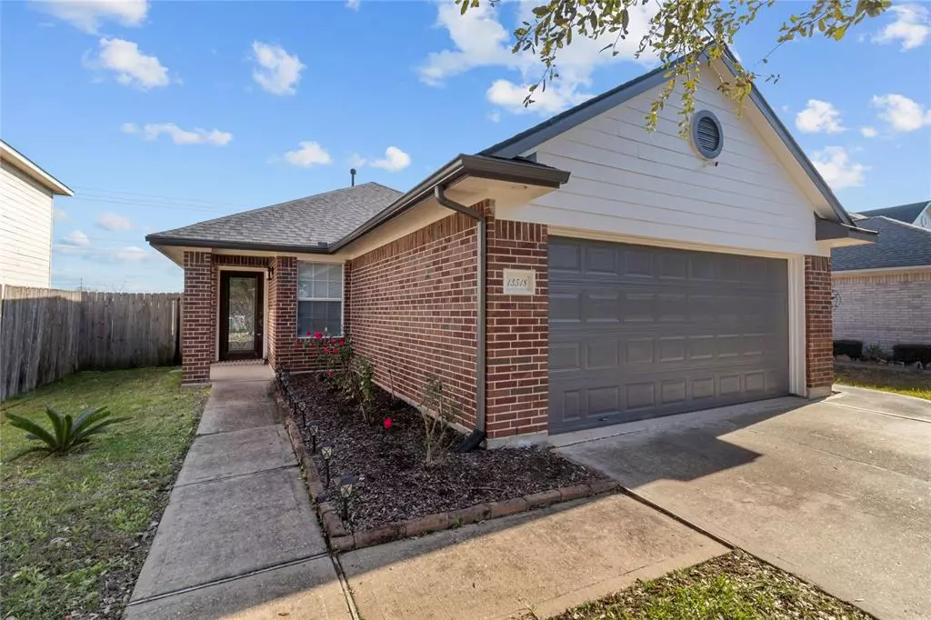 Houston, TX 77034,13518 High Banks LN