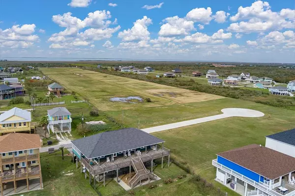 Crystal Beach, TX 77650,172 Ocean View DR