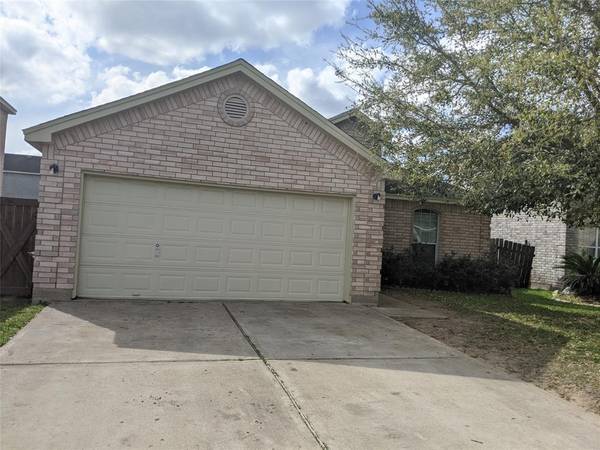 5416 Rio Alamo ST, Rosharon, TX 77583