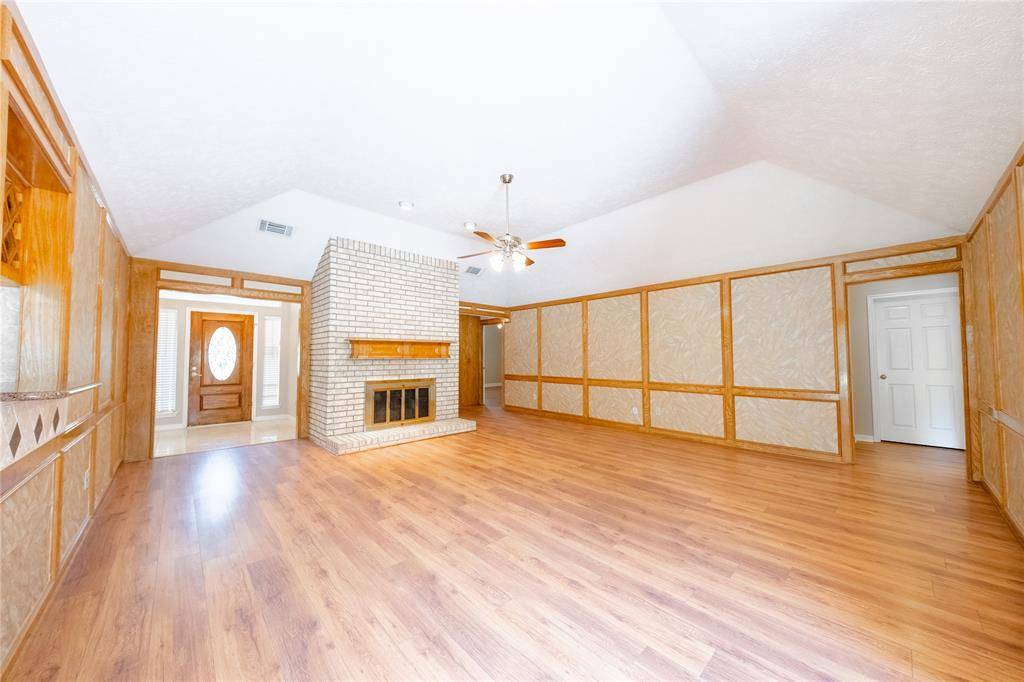 Houston, TX 77083,9107 Pine Stream CT