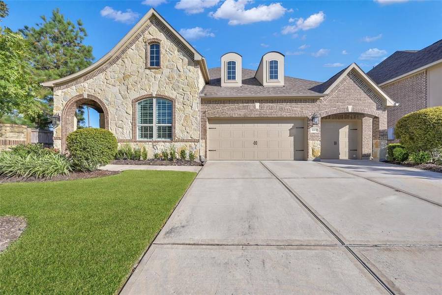 32007 Autumn Orchard LN, Conroe, TX 77385