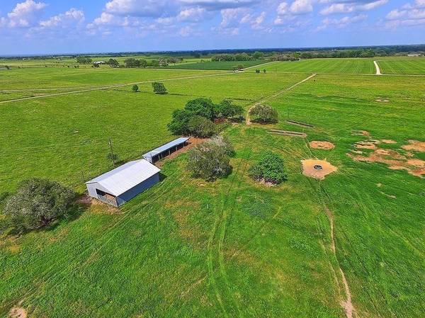 Weimar, TX 78962,0 W Sedan RD