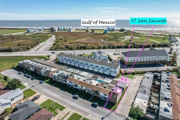 37 San Jacinto DR, Galveston, TX 77550