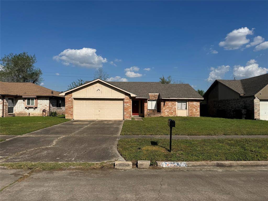 15043 Four Winds DR, Missouri City, TX 77489