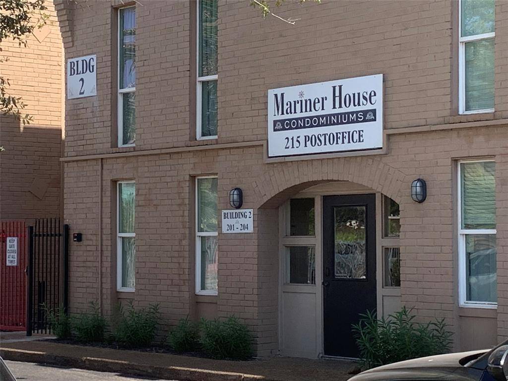 215 Post Office ST #210, Galveston, TX 77550
