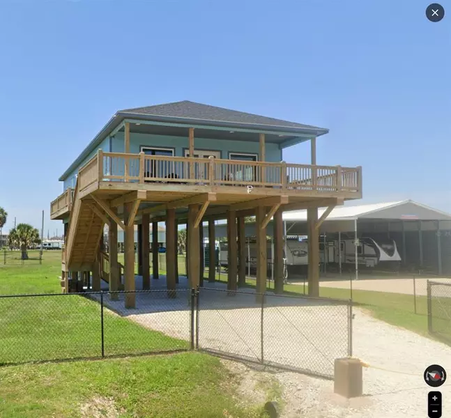 865 Kahla DR, Crystal Beach, TX 77650