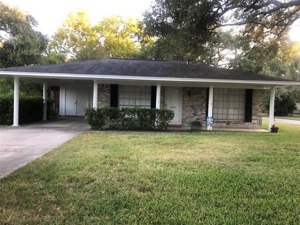 2002 Maple ST, Liberty, TX 77575