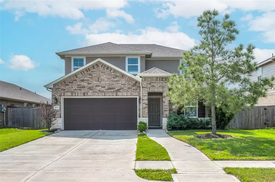 1825 Kingsford Prairie CT, Pearland, TX 77089