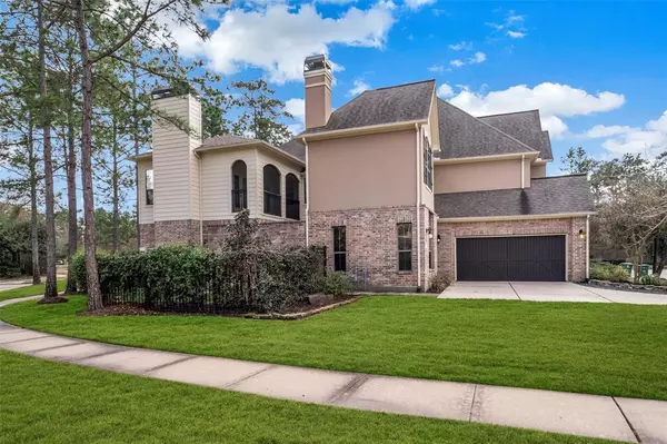 14 Heathcote Court, The Woodlands, TX 77380