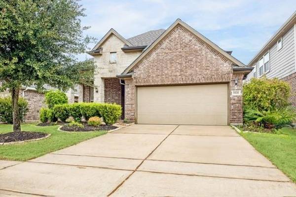 19226 N Cottonwood Green LN, Cypress, TX 77433