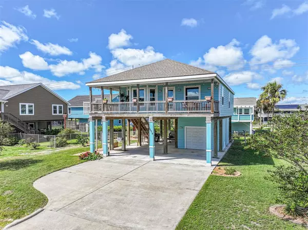 16518 Mansvelt RD, Jamaica Beach, TX 77554