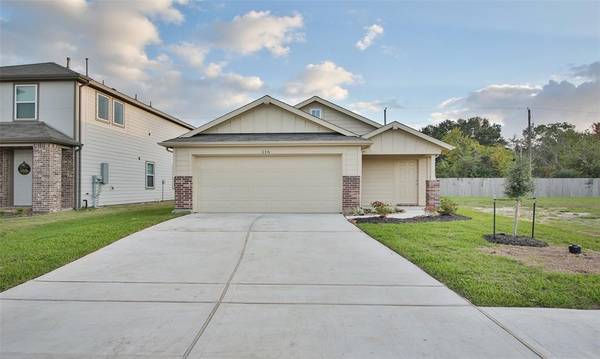 116 Laura Leigh LN, Angleton, TX 77515