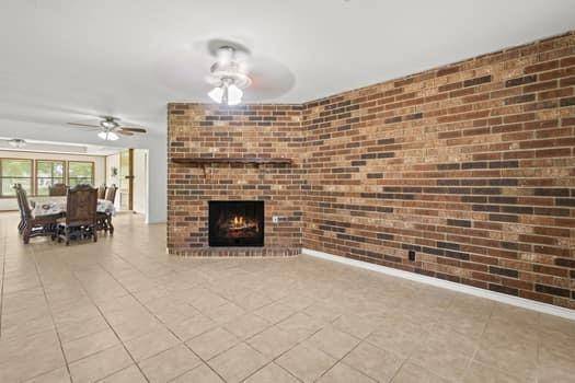 Groves, TX 77619,6404 Val ST