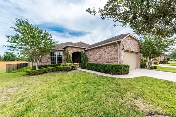 1527 Perugia ST, League City, TX 77573