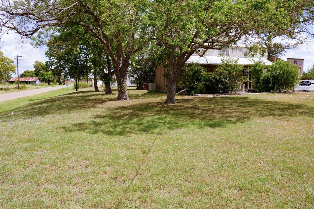 Flatonia, TX 78941,1400 Fm 609