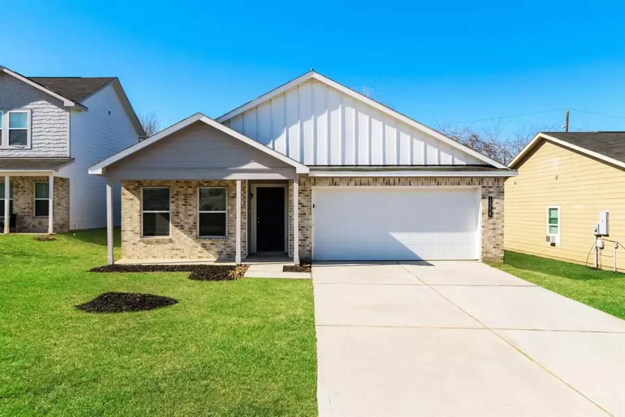 14218 Green Wing CIR, Willis, TX 77318