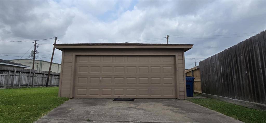 South Houston, TX 77587,511 Minnesota ST