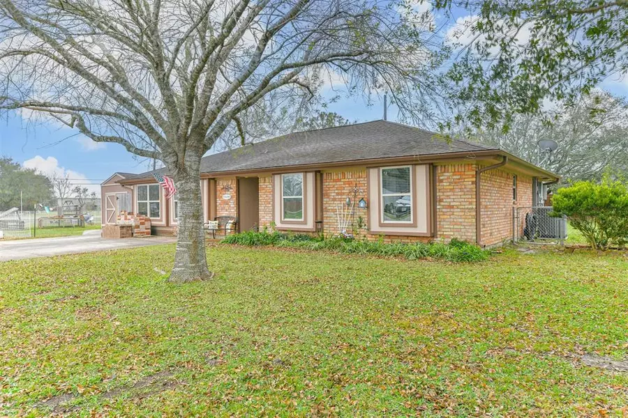 14903 Quail Ridge RD, Danbury, TX 77534