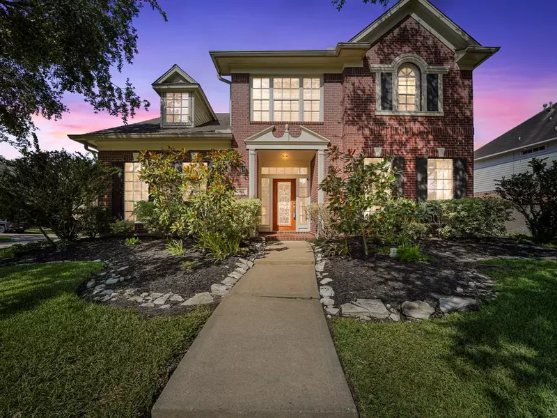 7902 Mountain Laurel LN, Sugar Land, TX 77479