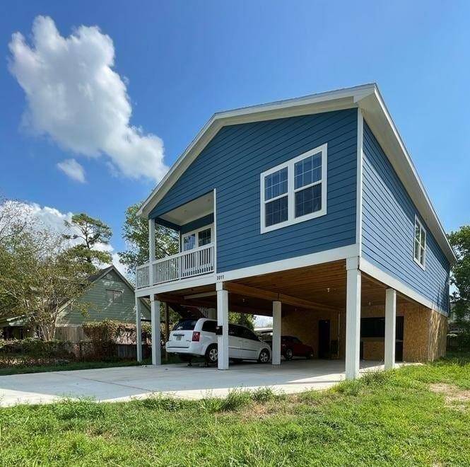 3011 Layne ST, La Porte, TX 77571