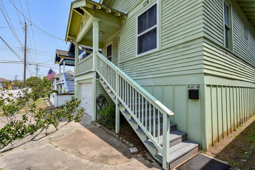 Galveston, TX 77550,2120 35th ST