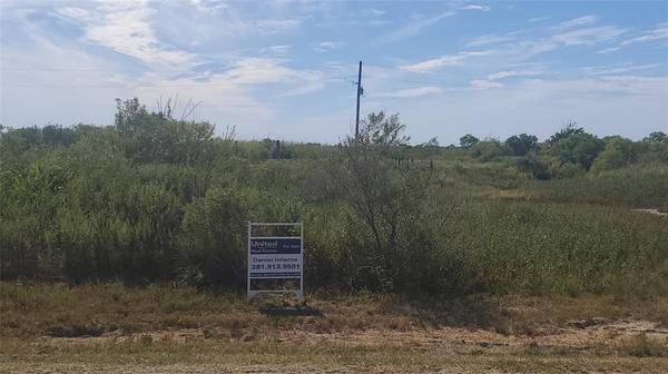 1133 Van Sant, Gilchrist, TX 77617